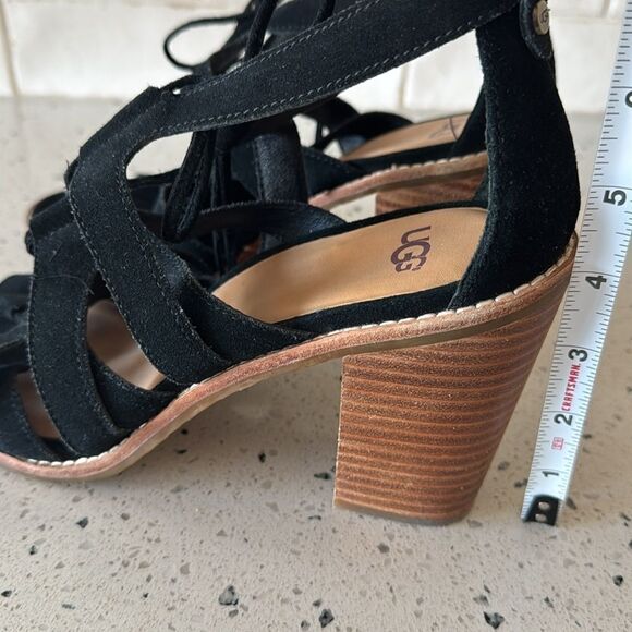 UGG Harris Black Suede Strappy Stacked Block Heeled Sandals Women’s Size 11 EUC - Picture 7 of 16